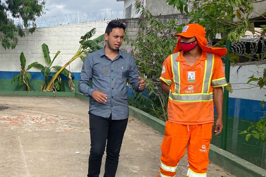 Vereador William Albuquerque e Prefeito Guto Issa anunciam primeiro ecoponto em São Roque, destacando a sustentabilidade.