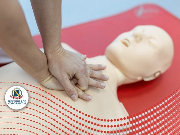 Samu na Escola ensina primeiros socorros a professores e funcionários