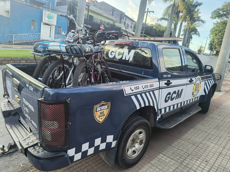 Guarda Civil Municipal apreende três bicicletas motorizadas irregulares em São Roque.